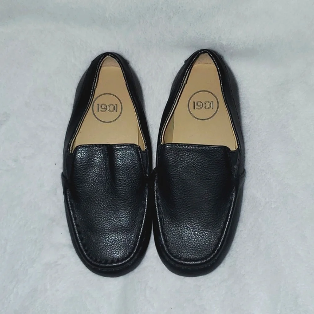 1901 Boy's Slip-on Loafers Size 11M